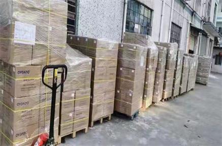 Pošiljka oljnega filtra in filtrskega elementa